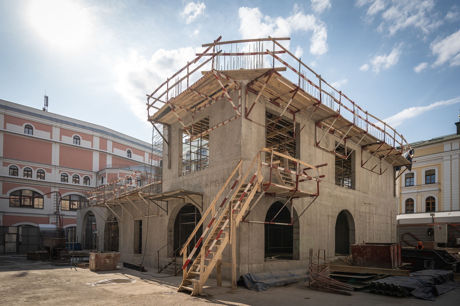 Ход строительства комплекса «Ильинка 3/8» в апреле